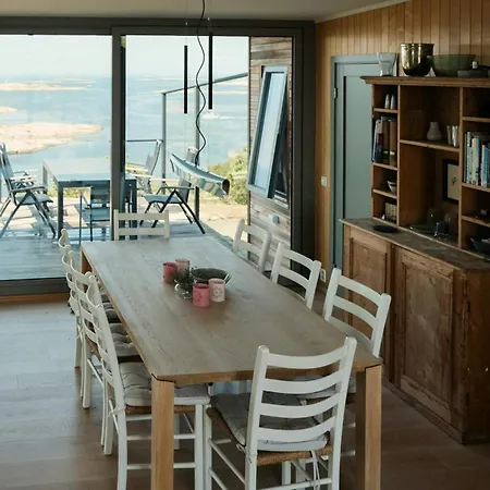 Seaside With Unique Outdoor Areas Semesterbostad *